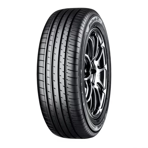 215/65R17 Yokohama AE61 99V ЛТ